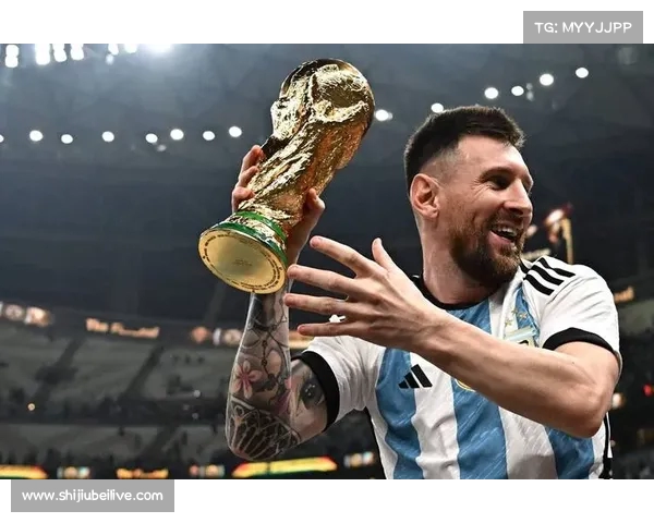 世界杯金球得主回顾及评选标准解析从历史看足球巨星的荣耀之路